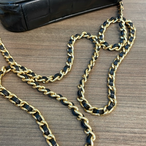 Vintage YKK Black Leather Crossbody Bag - Picture 4 of 5